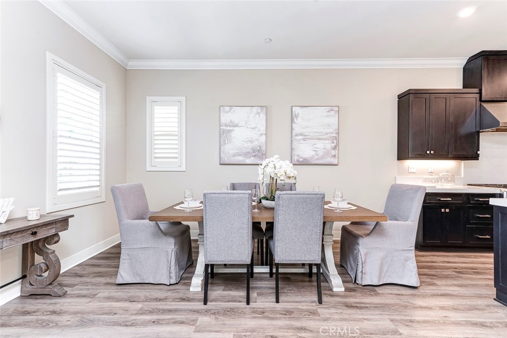 156 Scale Property Photo 7