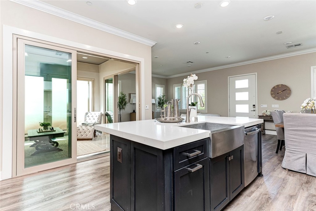 156 Scale Property Photo 13