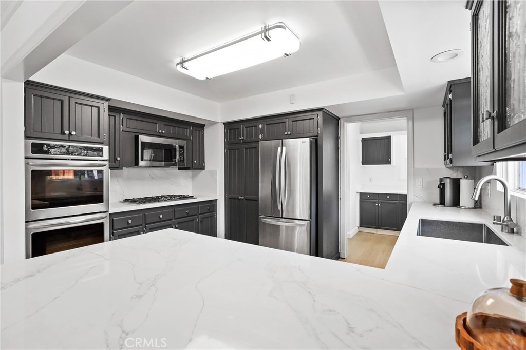 247 23rd Street Property Photo 18
