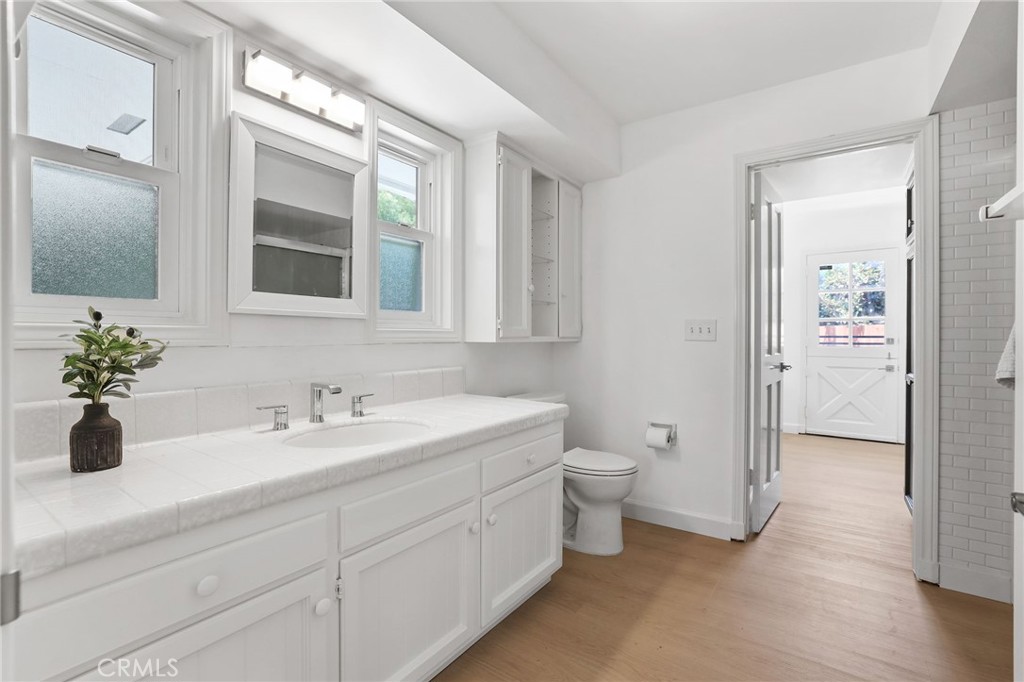 247 23rd Street Property Photo 26