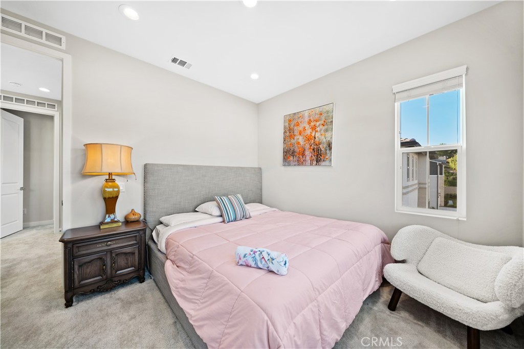 151 Fremont Property Photo 23