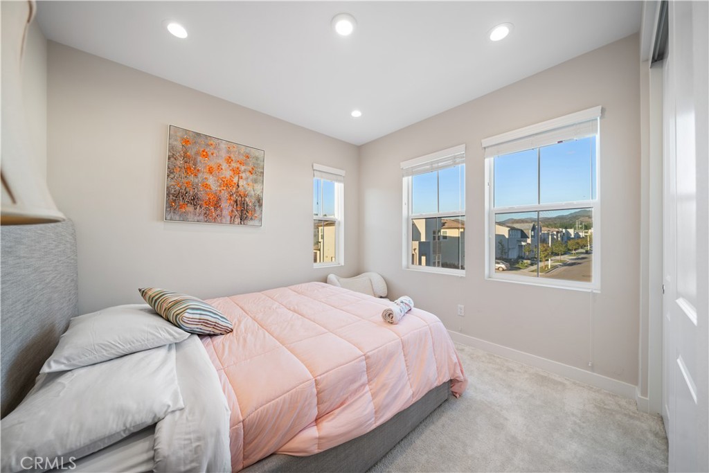 151 Fremont Property Photo 24