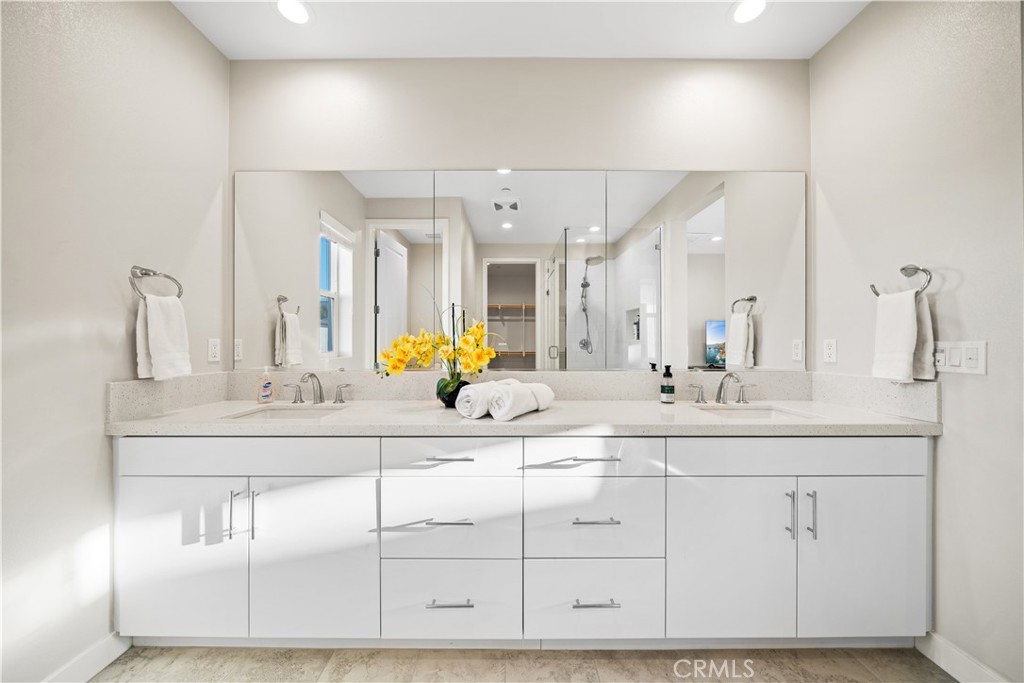 151 Fremont Property Photo 26