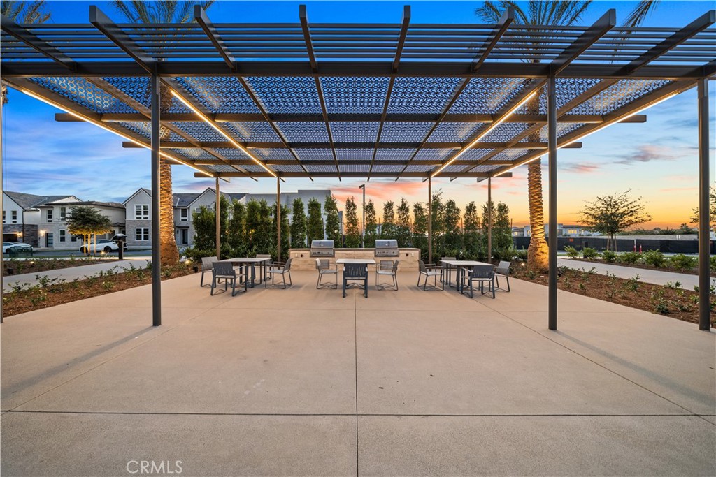 151 Fremont Property Photo 65