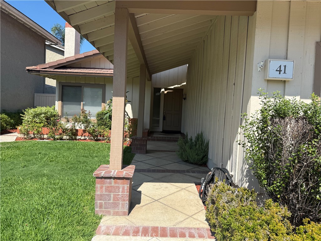 41 Sparrowhawk Property Photo 2