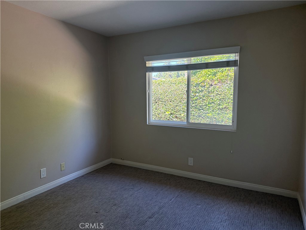 41 Sparrowhawk Property Photo 13
