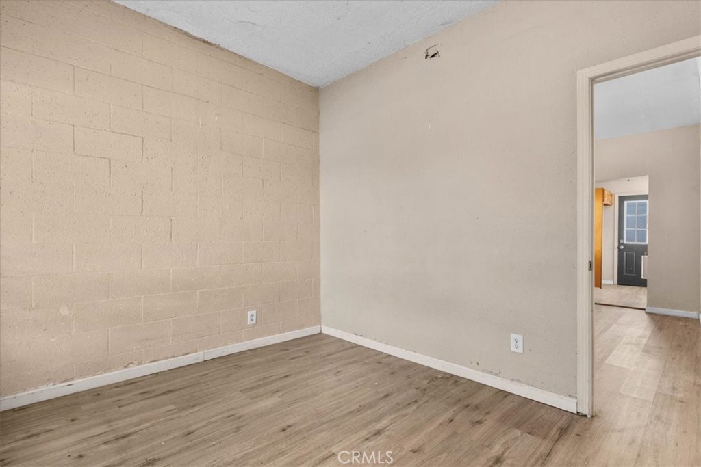 893 E 5th Property Photo 10