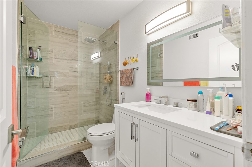 105 S Milton Property Photo 25
