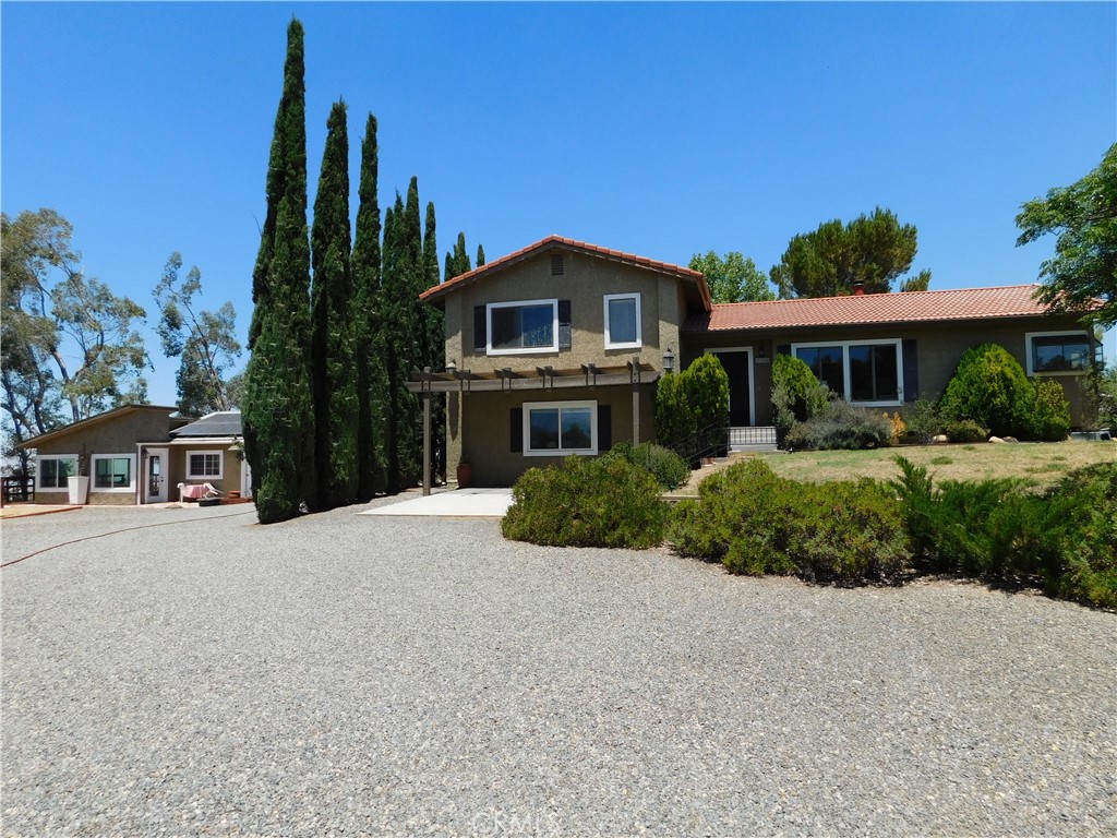 41430 Rolling Hills Property Photo 1