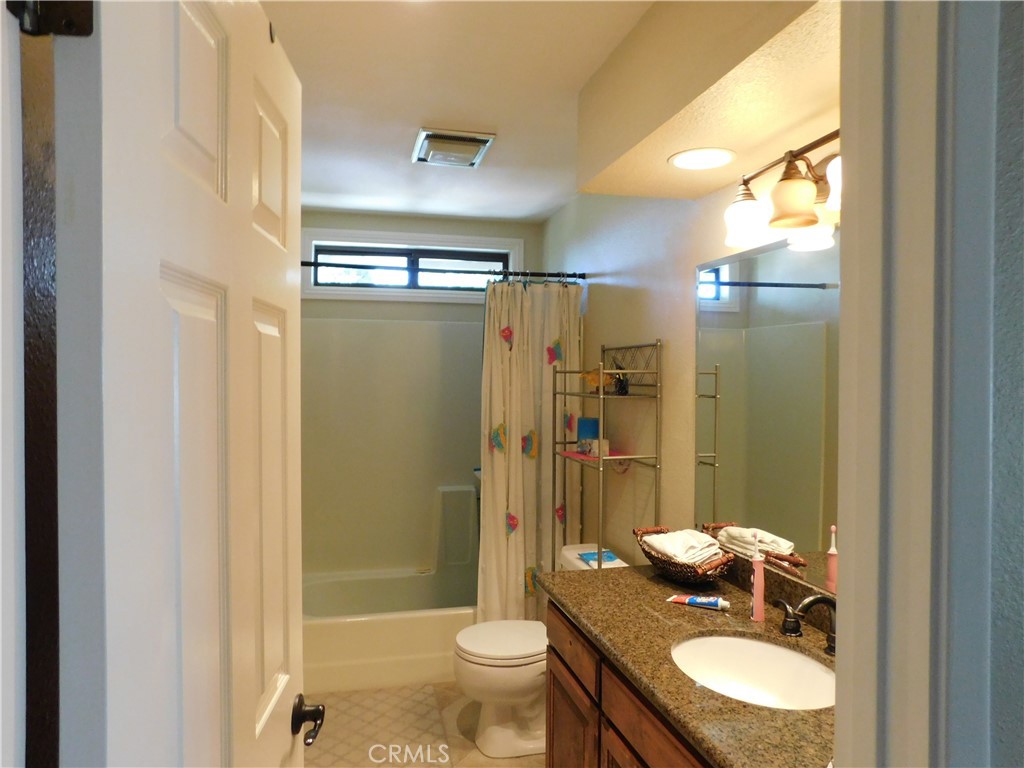 41430 Rolling Hills Property Photo 10