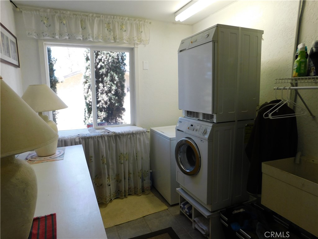 41430 Rolling Hills Property Photo 14