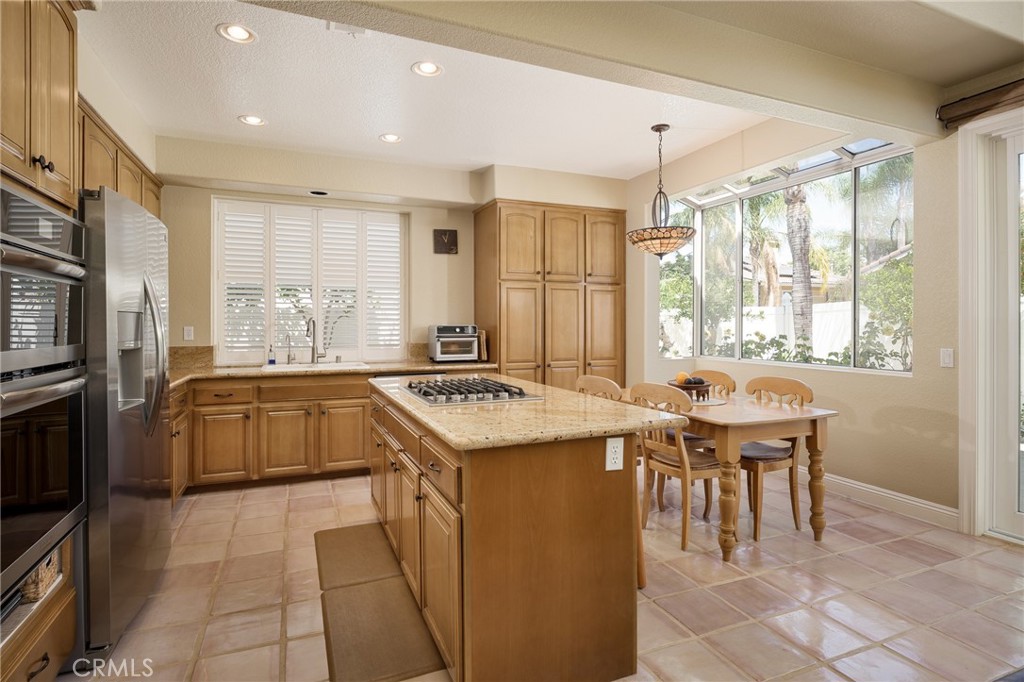 2163 Thyme Property Photo 4