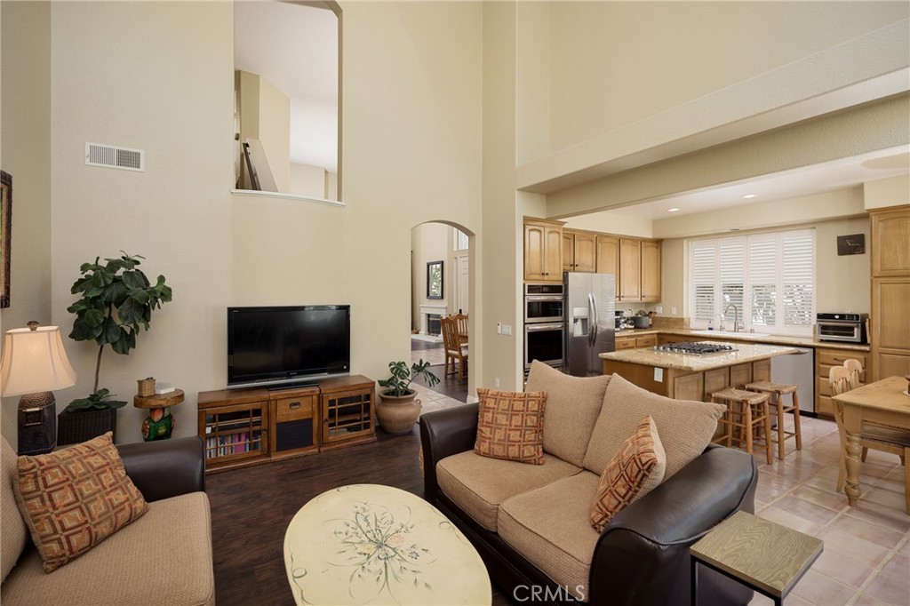 2163 Thyme Property Photo 6