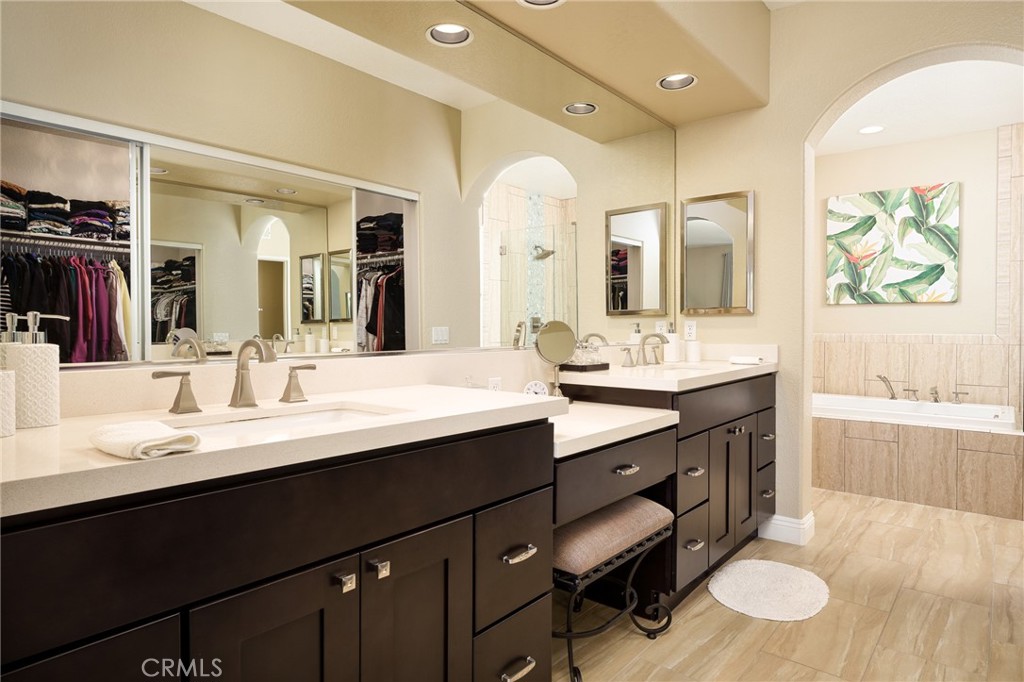 2163 Thyme Property Photo 8