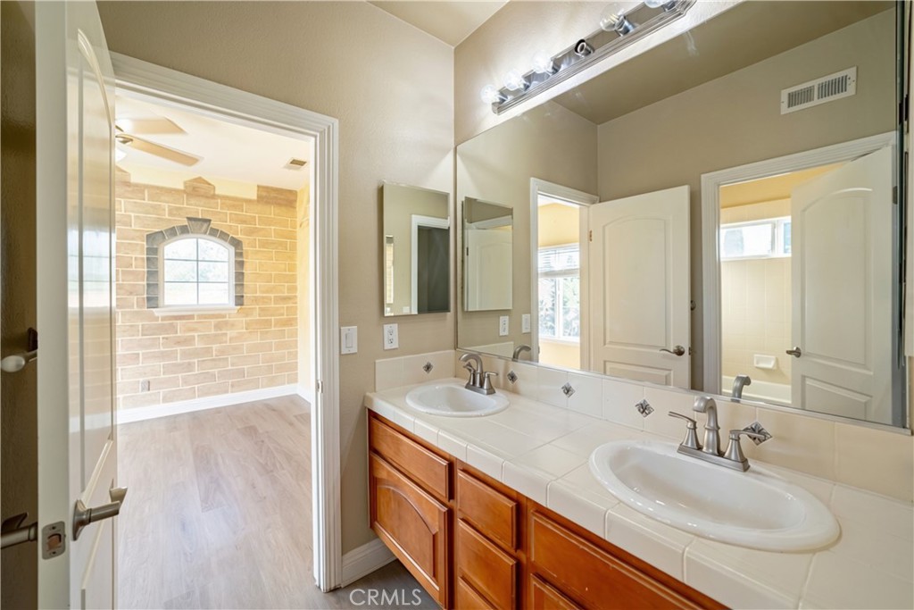 3807 Wendi Court Property Photo 34