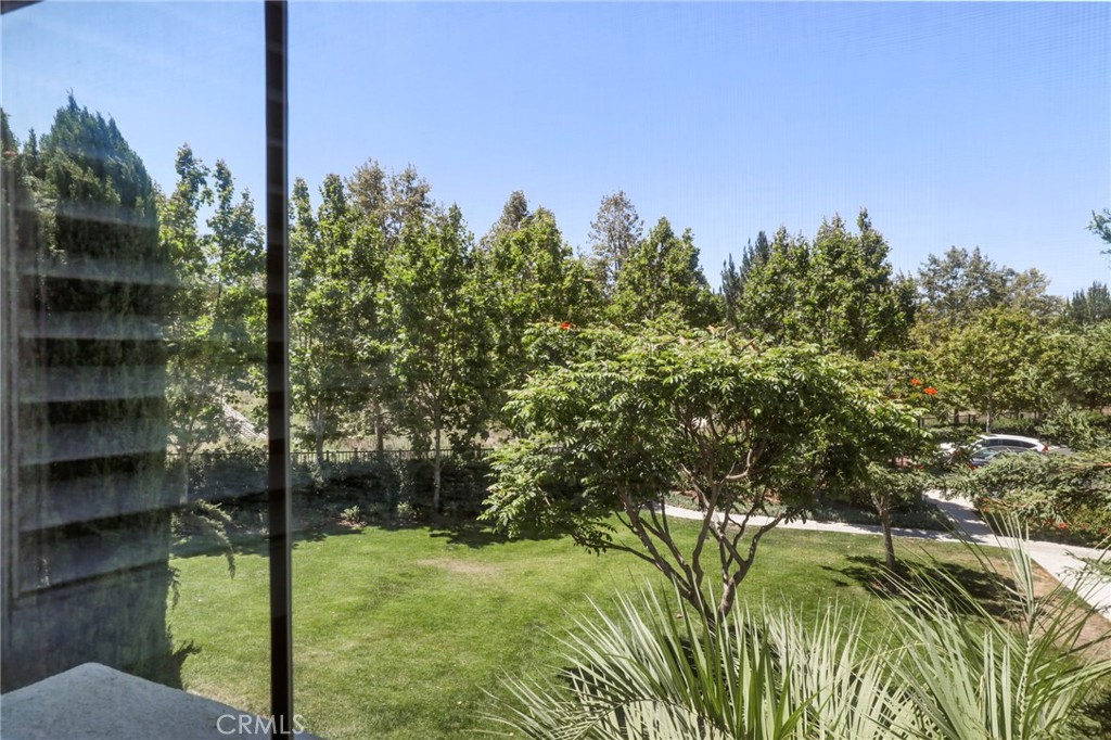 75 Jade Flower Property Photo 26