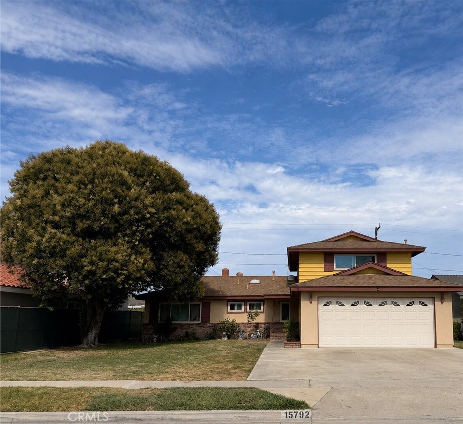 15792 Las Nubes Property Photo