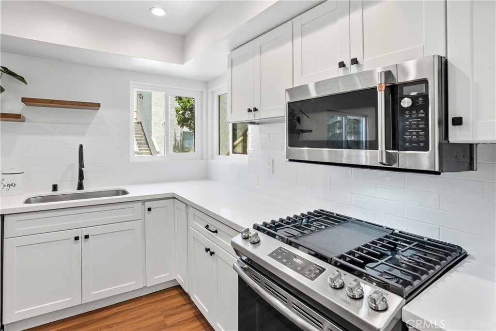 29121 Via Cerrito Property Photo 8