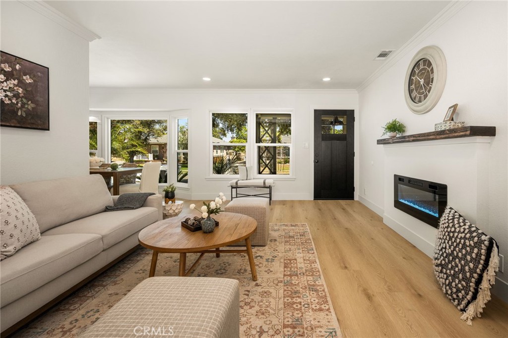 6008 Village Property Photo 11
