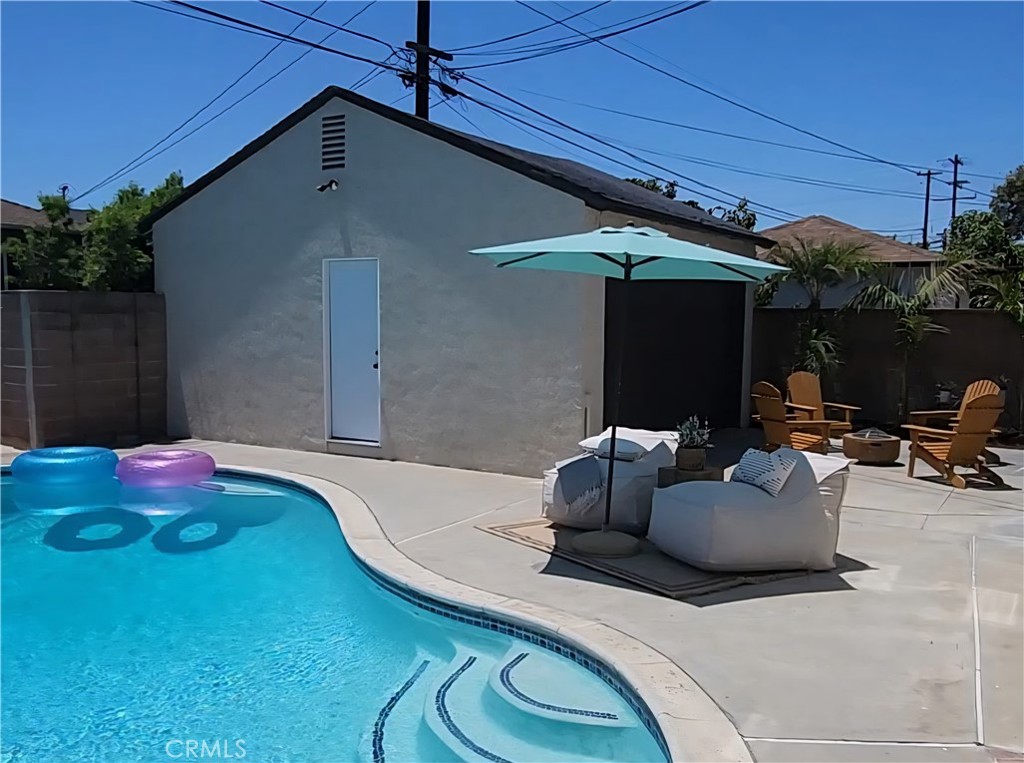 6008 Village Property Photo 31