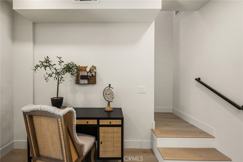 6008 Village Property Photo 38