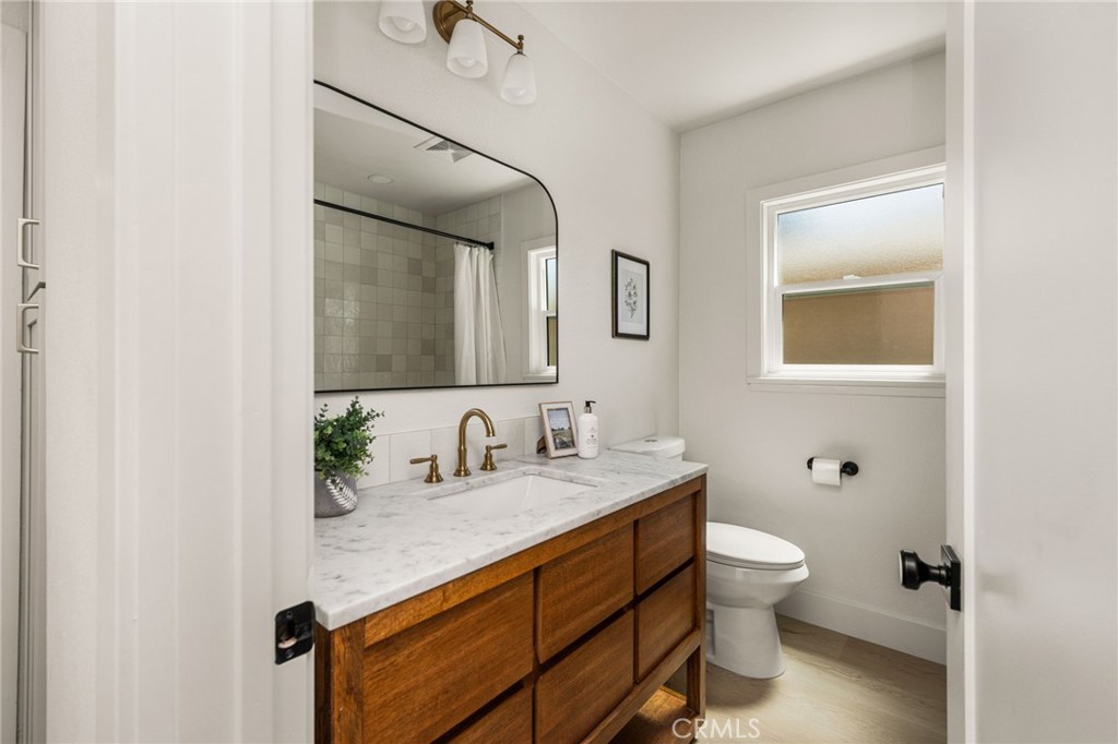 6008 Village Property Photo 44