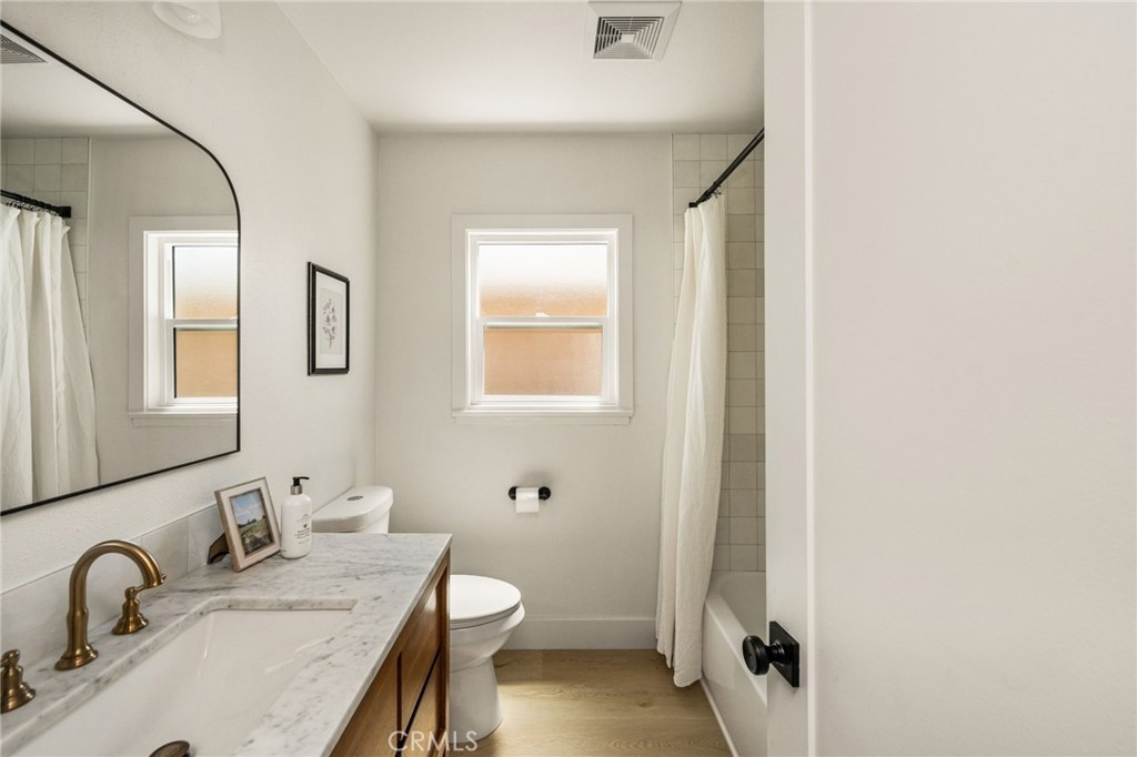 6008 Village Property Photo 46