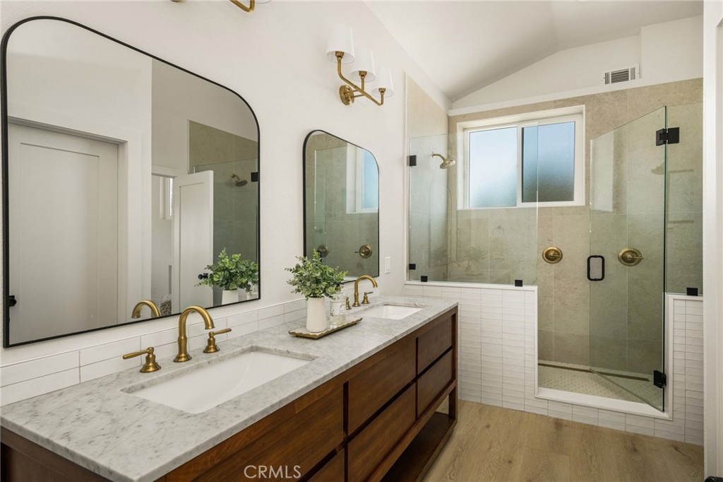 6008 Village Property Photo 61