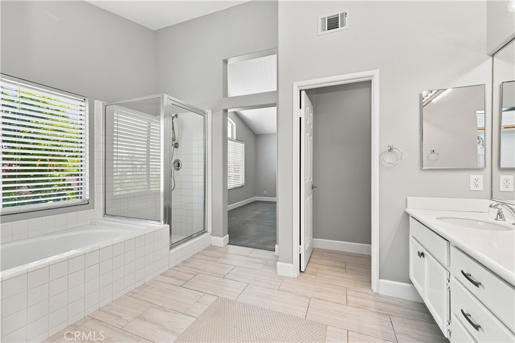 2681 N Bentley Street Property Photo 33