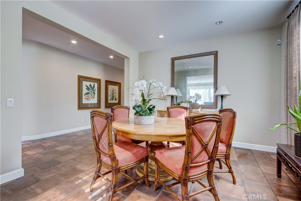 34 Great Lawn Property Photo 8