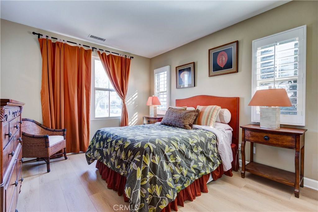34 Great Lawn Property Photo 16