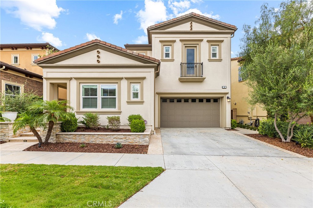 16 Dahlia Property Photo 2