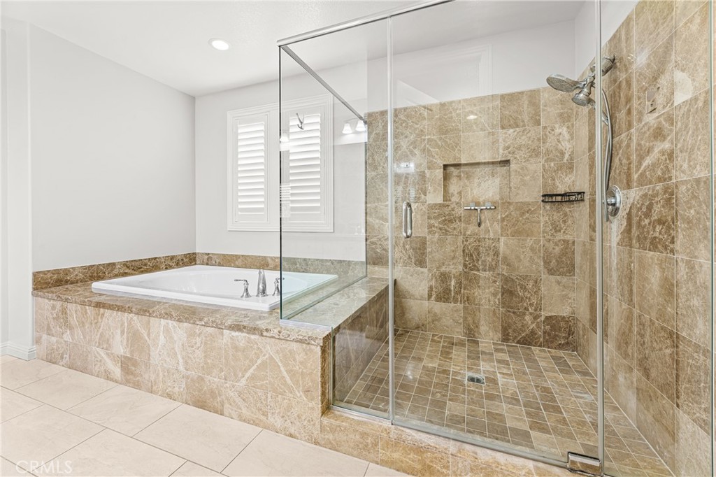 16 Dahlia Property Photo 38