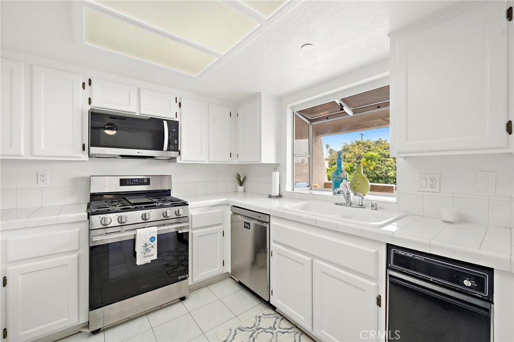 606 Lake Street 23 Property Photo 11
