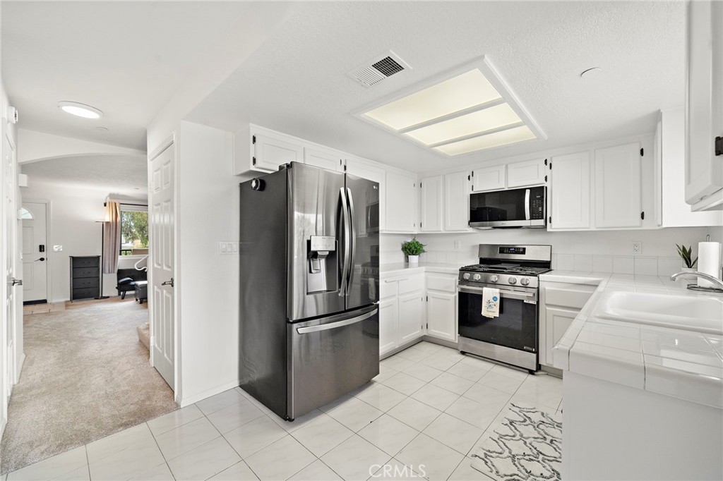 606 Lake Street 23 Property Photo 12