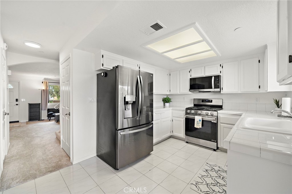 606 Lake Street 23 Property Photo 15