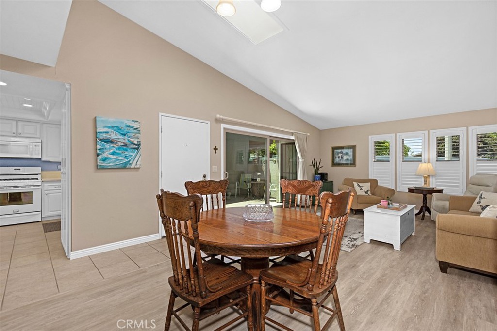 8933 Yolo 1307-b Property Photo 7