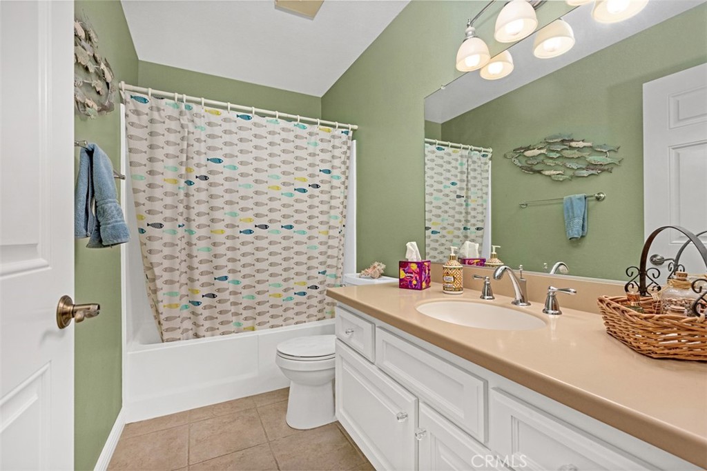8933 Yolo 1307-b Property Photo 20