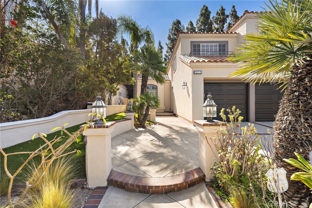 13212 Cortina Property Photo 2