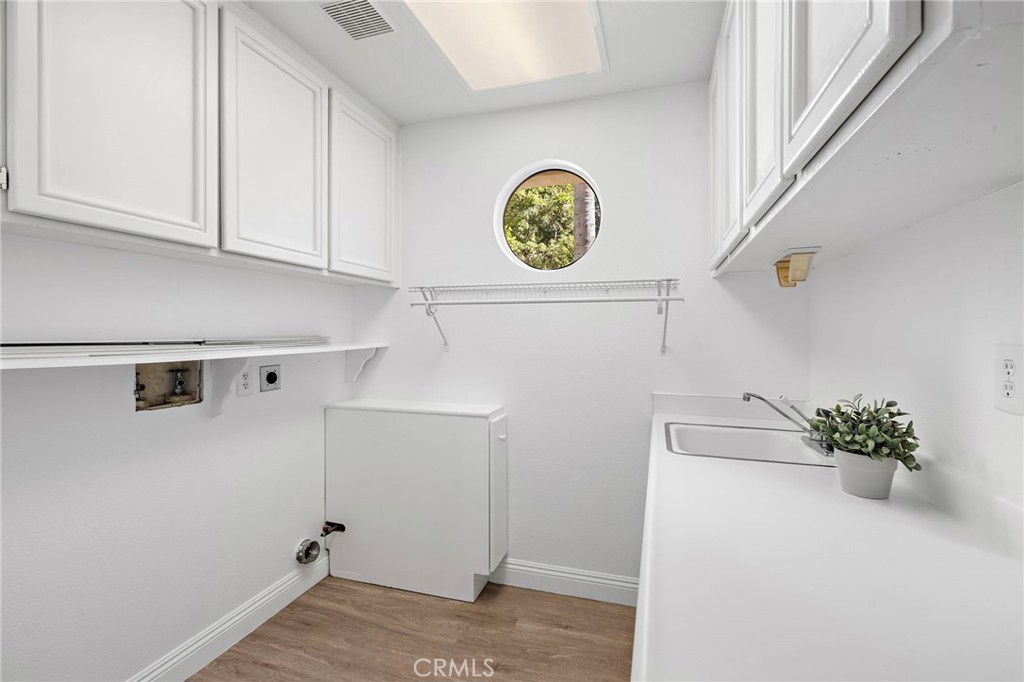 13212 Cortina Property Photo 33