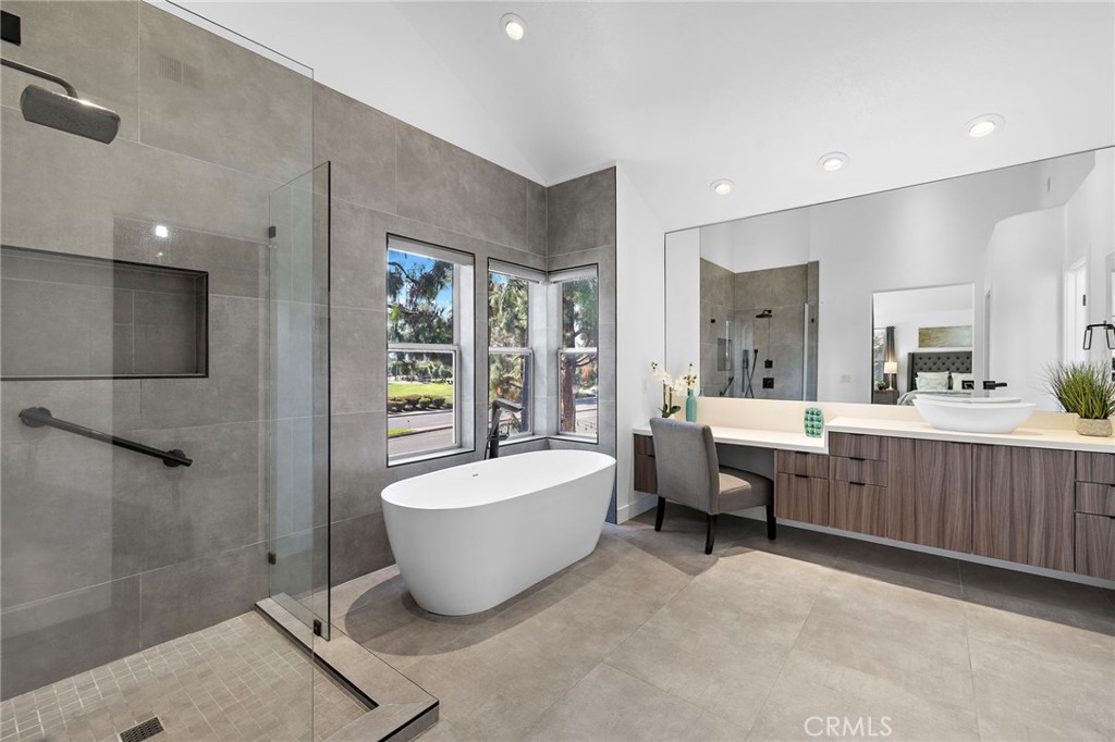 13212 Cortina Property Photo 40