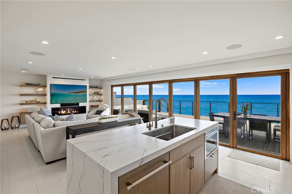 35725 Beach Road Property Photo 4