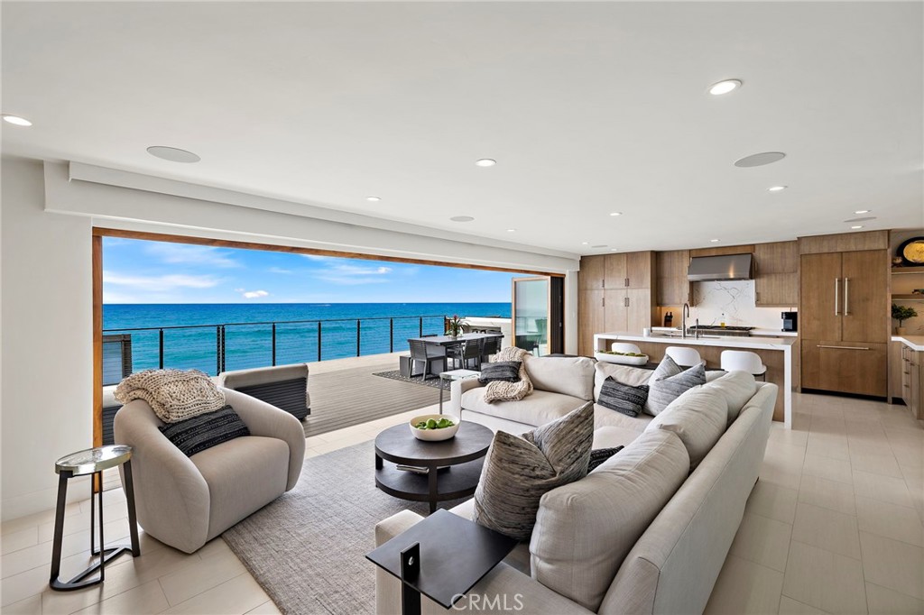 35725 Beach Road Property Photo 8