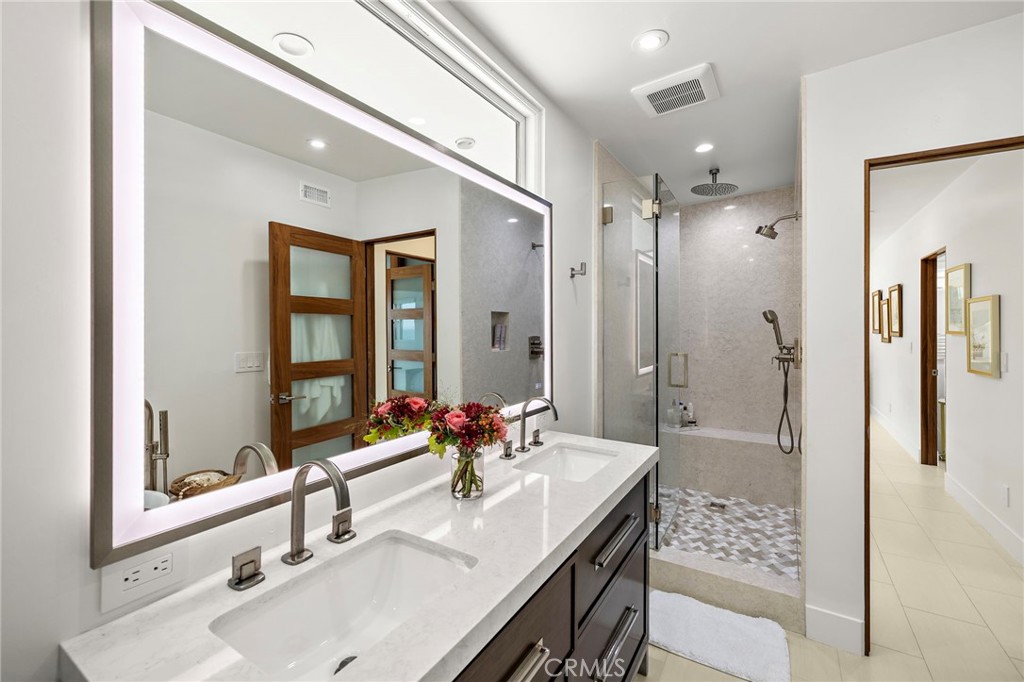 35725 Beach Road Property Photo 18