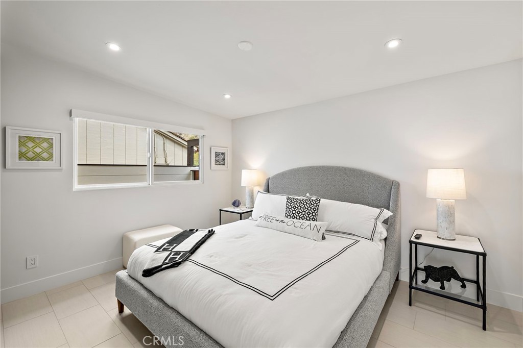 35725 Beach Road Property Photo 23
