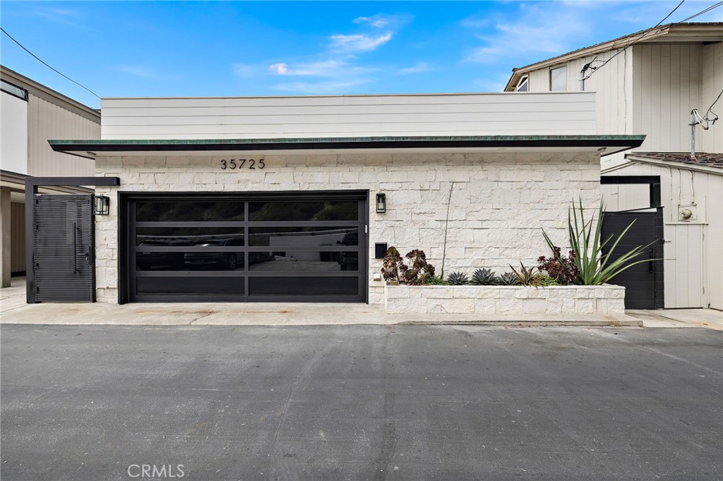 35725 Beach Road Property Photo 34