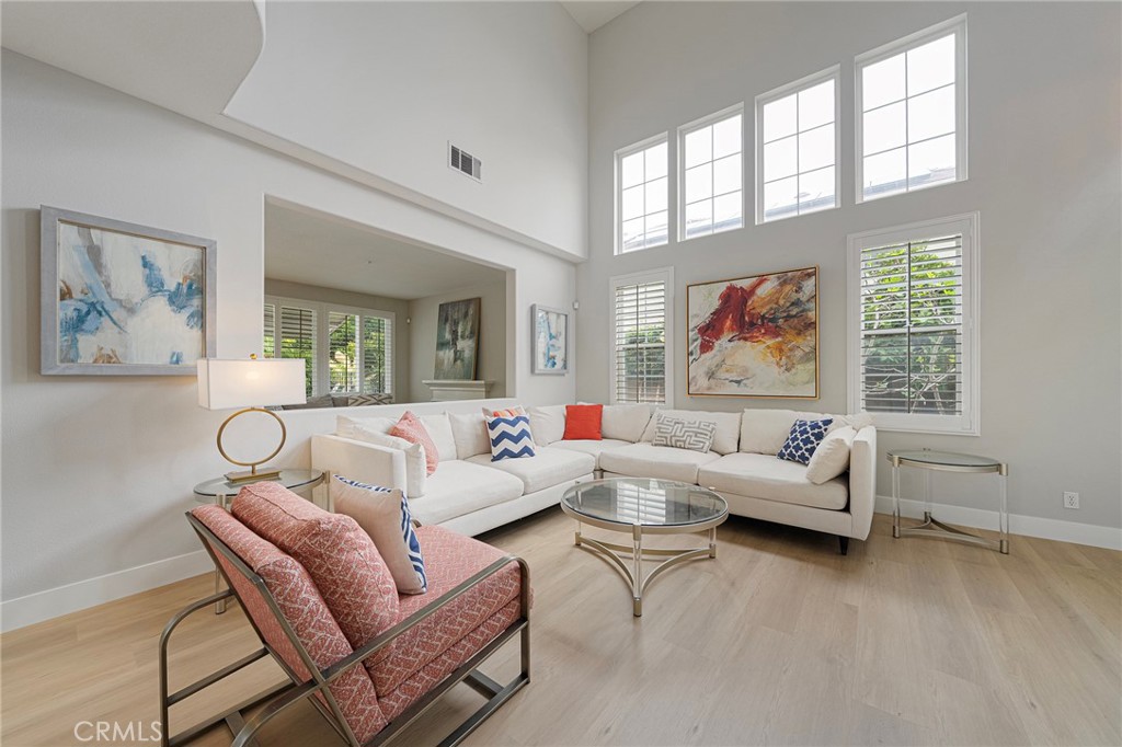 24 Silveroak Property Photo 3
