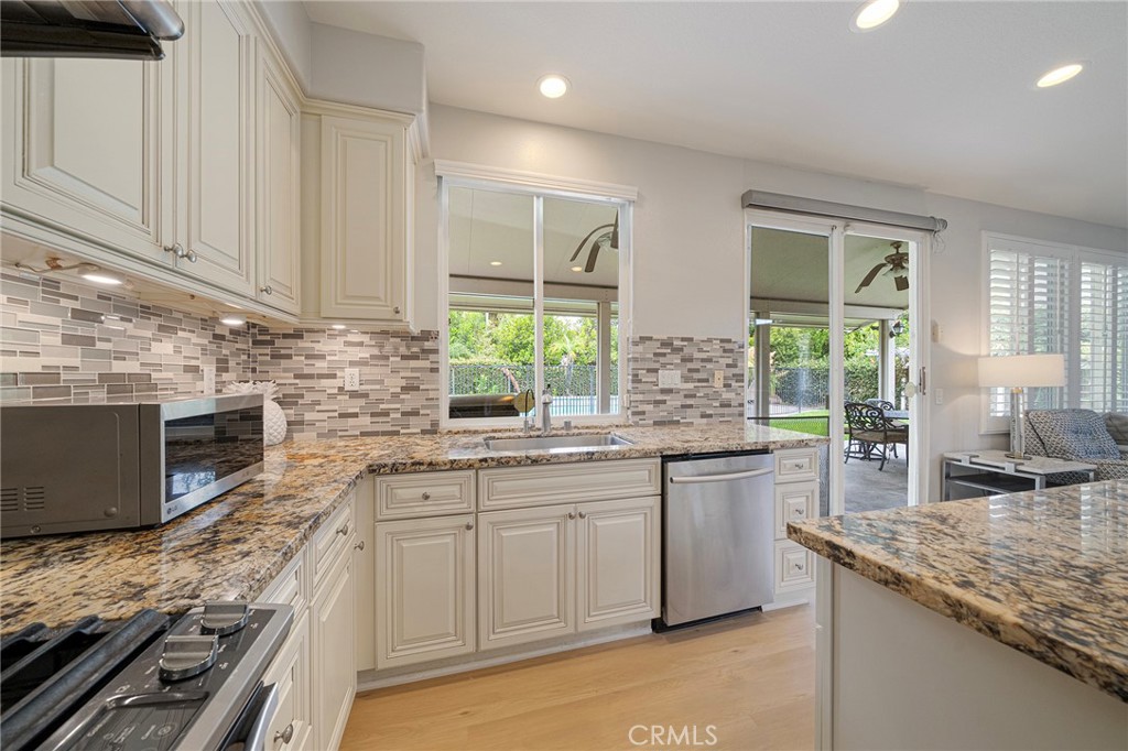 24 Silveroak Property Photo 21