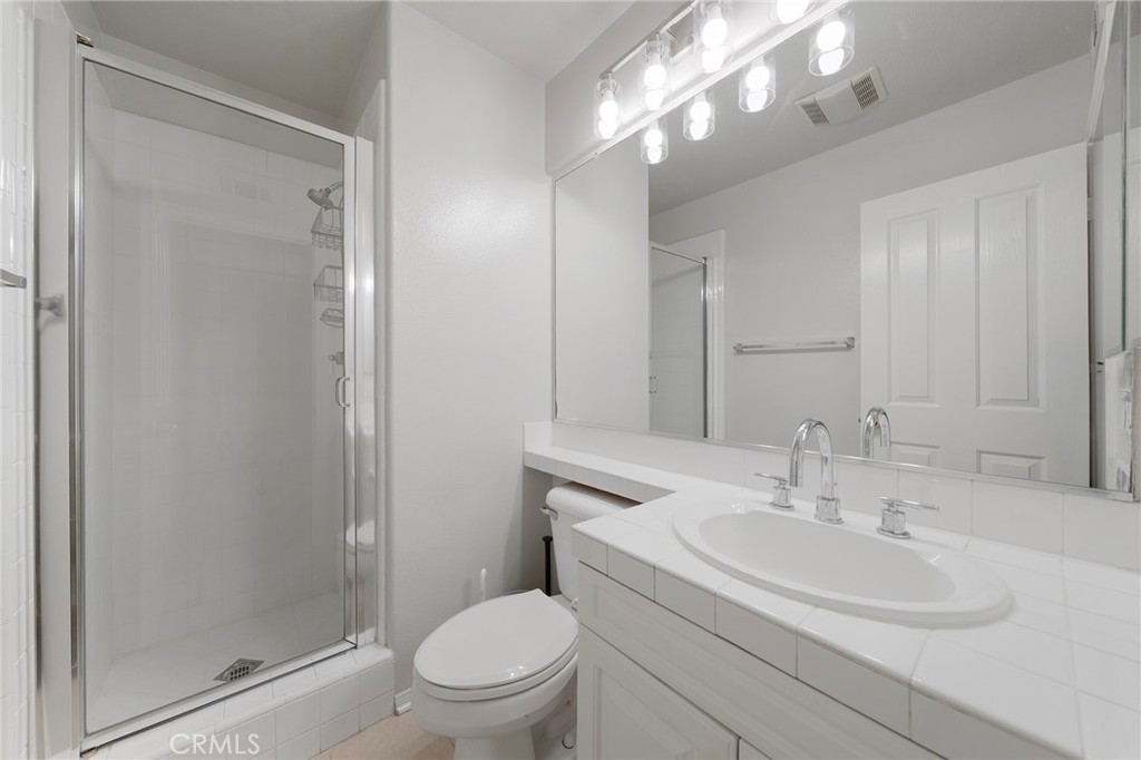 24 Silveroak Property Photo 28