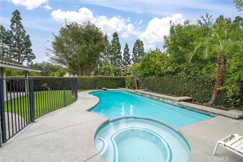 24 Silveroak Property Photo 52